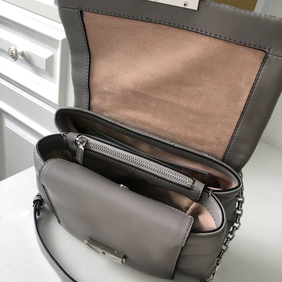Michael Kors One-shoulder Diagonal Handbag